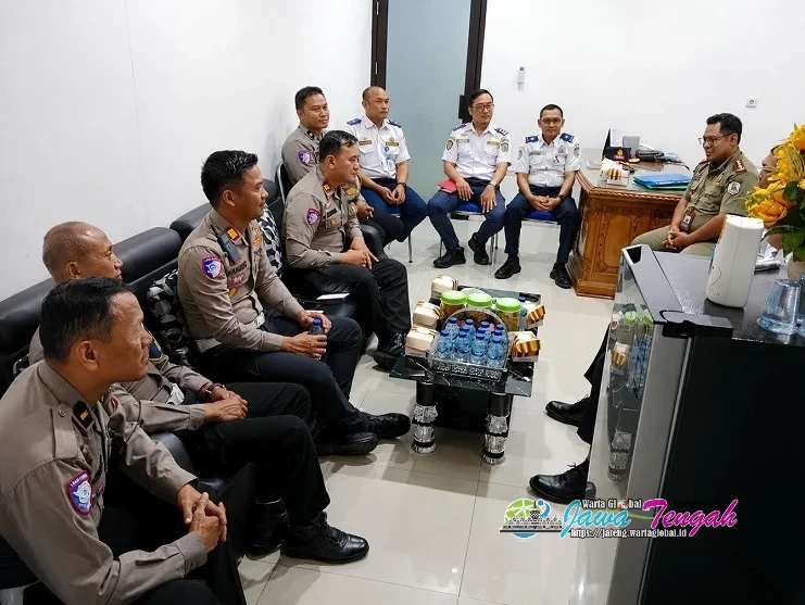Tekan Angka Kecelakaan Lalulintas, Satlantas Polres Karanganyar Perkuat Sinergi dengan Dishub dan Satpol PP