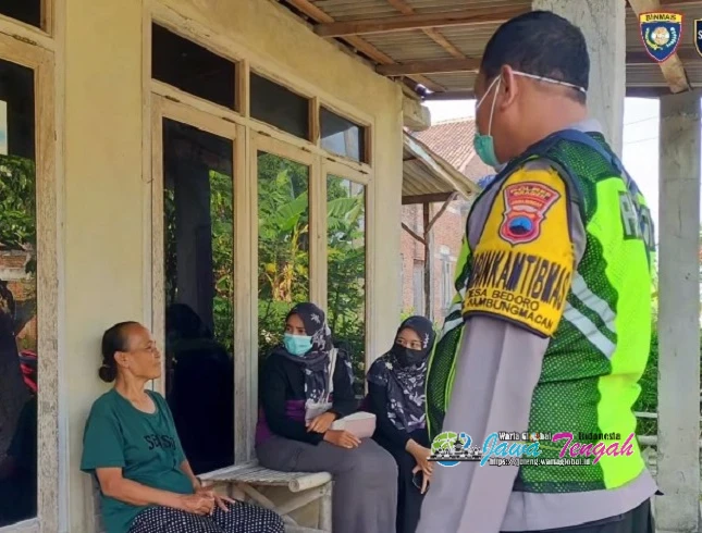 Polsek Sambungmacan Bersama Nakes Gelar Tracing TB Paru di Desa Cemeng, Kapolres Sragen Tekankan Pentingnya Deteksi Dini
