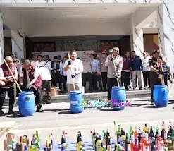 Wakapolda Jateng Pimpin Pemusnahan Narkotika dan Pil serta Miras dengan Nilai Rp 15 Milyar