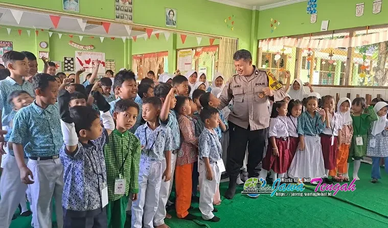 Gelar MPLS di SDN Totosari, Polisi Edukasi Siswa Cegah Bullying dan Bahaya Game Bermuatan Judi