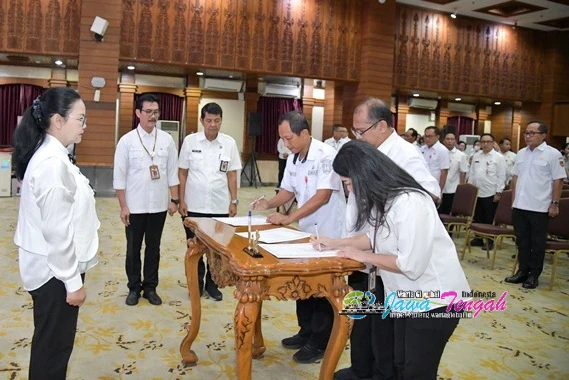 Agustina Wilujeng Lantik 47 Pejabat Baru, Perkuat Birokrasi Profesional dan Tingkatan Kualitas Pelayanan