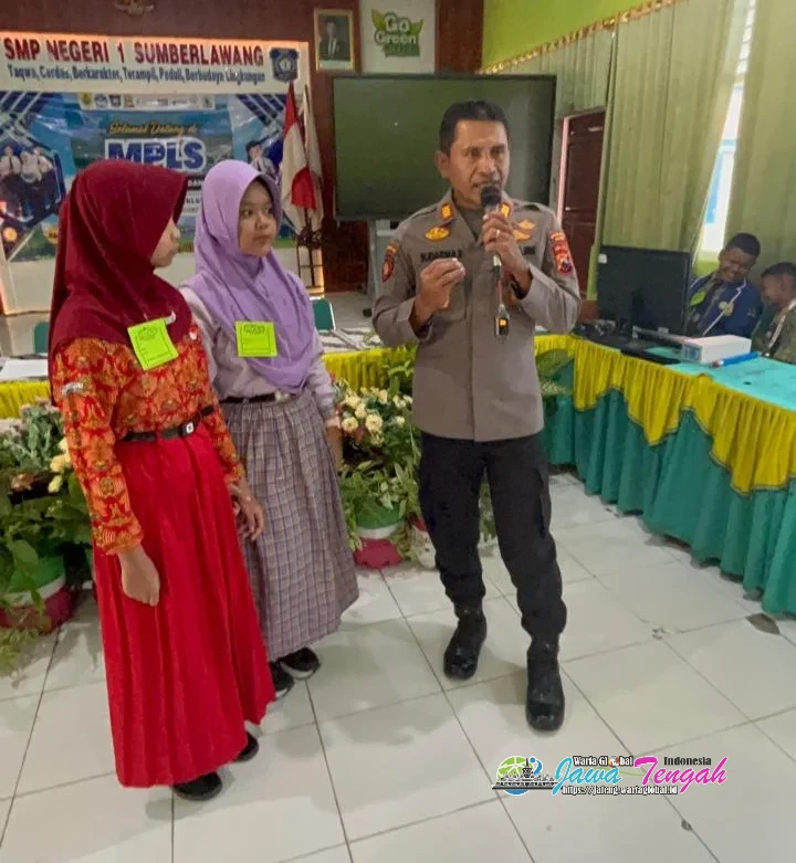 Bekali Siswa Baru di SMPN 1 Sumberlawang, Polisi Edukasi Bahaya NAPZA dan Tertib Berlalu Lintas