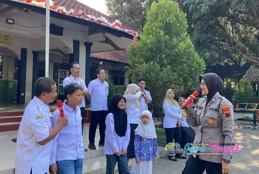 Gelar MPLS di SDN Srondol Wetan 05, Polisi Ajak Siswa Tolak Bentuk Perundungan